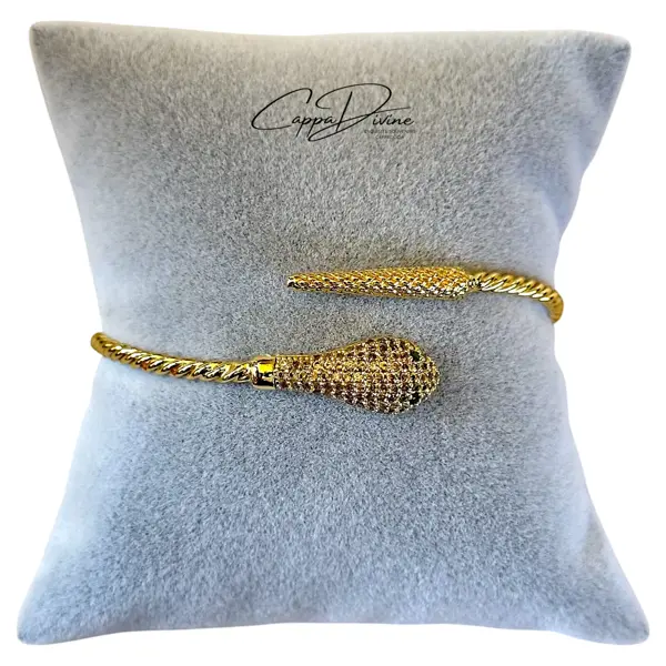 Adjustable Golden Steel Bracelet – Snake Design with Crystal Engravings