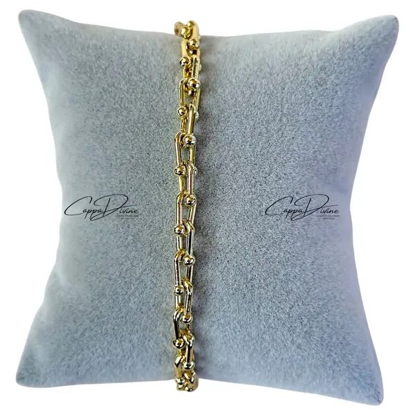 Golden Steel Bracelet – Paperclip Design