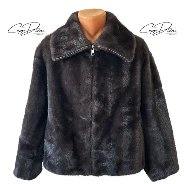 Short Mink Fur Coat – High Neck & Vintage Design