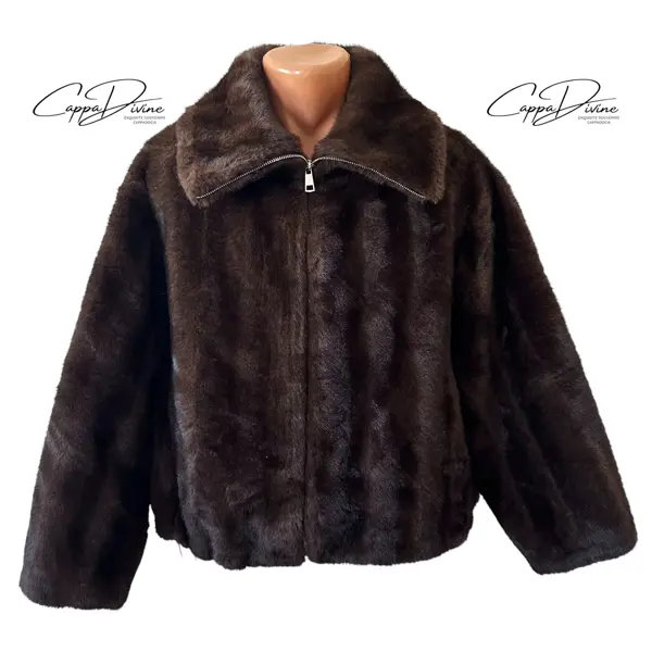 Short Mink Fur Coat – High Neck & Vintage Design