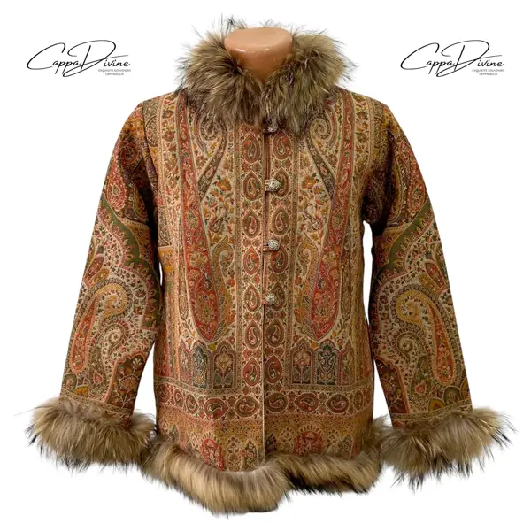 Ethnic Fur Jacket – Buttoned & Fur Design