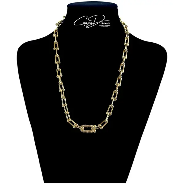 Golden Steel Necklace – Link Design with Crystal Engravings