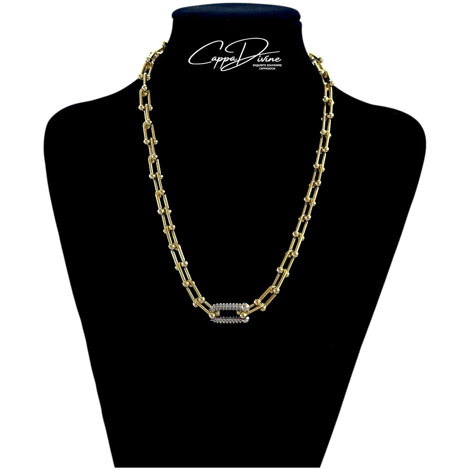 Golden Steel Necklace – Link Design with Crystal Engravings