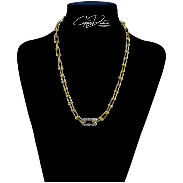 Golden Steel Necklace – Link Design with Crystal Engravings
