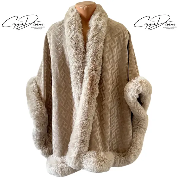 Angora Fur Poncho – Entrelac Pattern